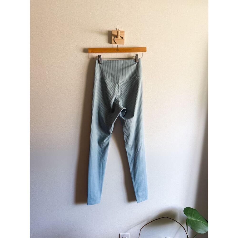Girlfriend Collective Light Blue Rib Compression Set Size XXS - Picture 8 of 9
